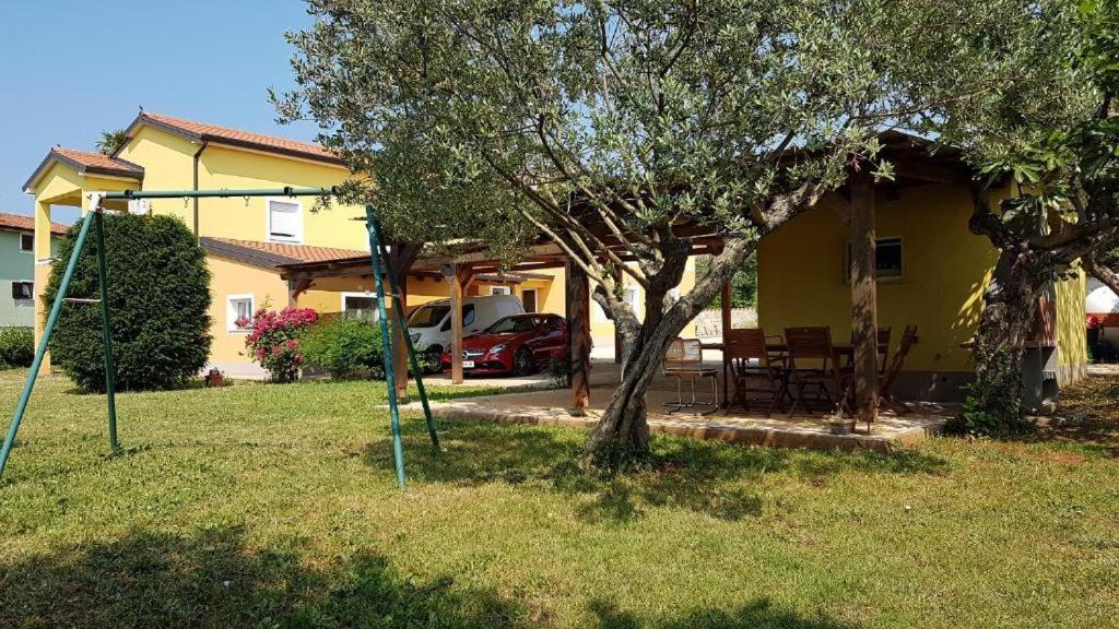 San Lorenzo Apartments Lovrečica Buitenkant foto